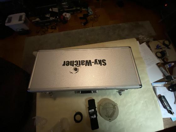 Lunette Skywatcher 80ED Black Diamond Dual Speed + Accessoires 