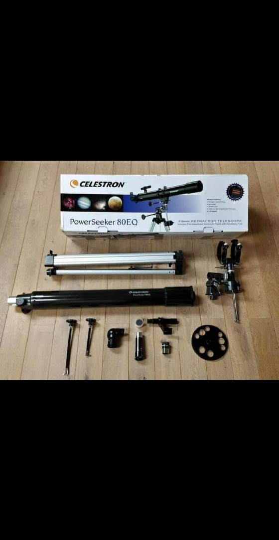 Télescope Celstron EQ 80/900