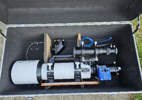 Lunette EXPLORE SCIENTIFIC ED APO 102mm f/7 Alu FCD-100