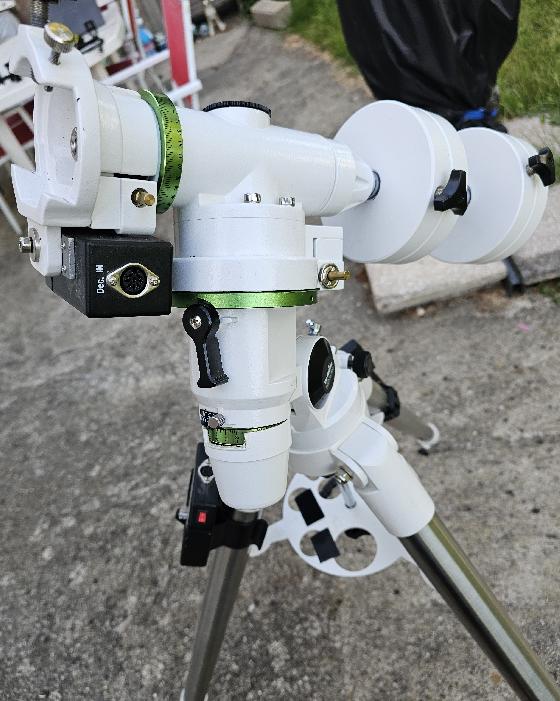 Monture EQM-35 PRO avec accessoires