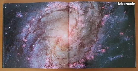 Livre Astronomie - Expanding universe