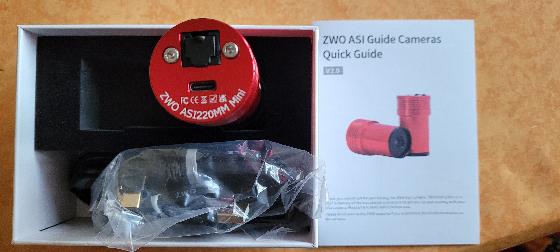 Caméra(s) ZWO ASI220MM et  ASI585MC 