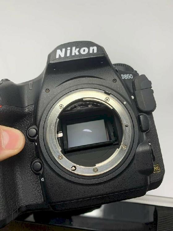 Appareil photo Nikon D850 en parfait état
