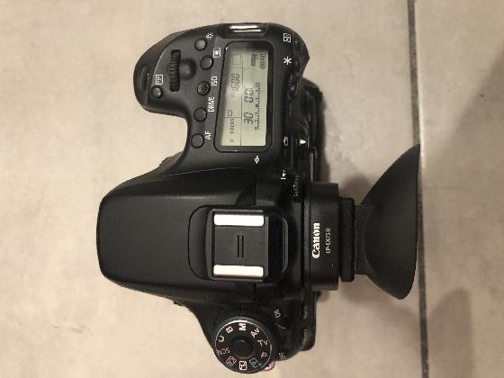 Canon 70D defiltrage total, grip Canon et 4 batteries