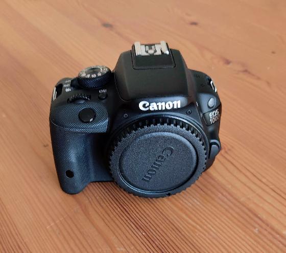 Canon EOS 100D défiltré partiel état neuf, 1500 déclenchements