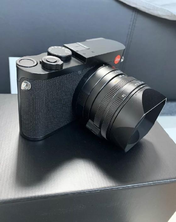 Leica Q2