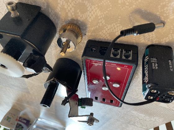 Moteurs Skywatcher AD et DEC pour EQ3-2, avec interface ST4 Autoguider