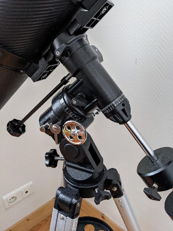 Télescope Bresser 150/1400 EQ2