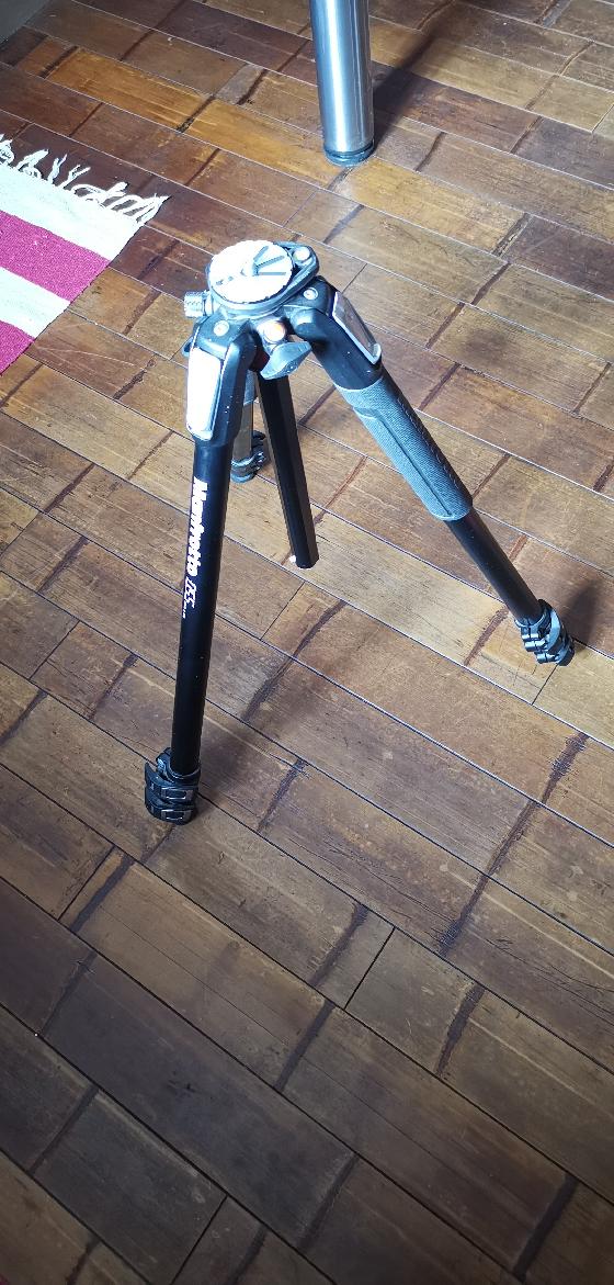 Trépied manfrotto 055 Alu 