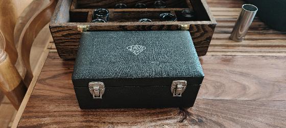 Oculaires clavé chromé et Alu (coulant 27), RC, coffret.