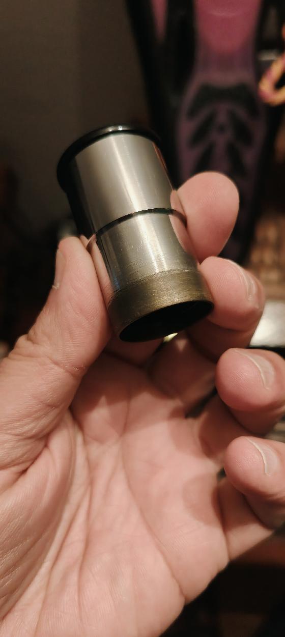 Oculaires clavé chromé et Alu (coulant 27), RC, coffret.