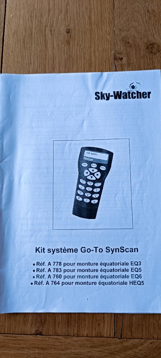 Monture équatoriale Eq3 motorisée sur trépied acier 