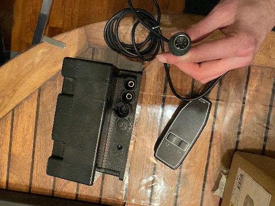 Pied motorisé Pier Tech tri pier 1