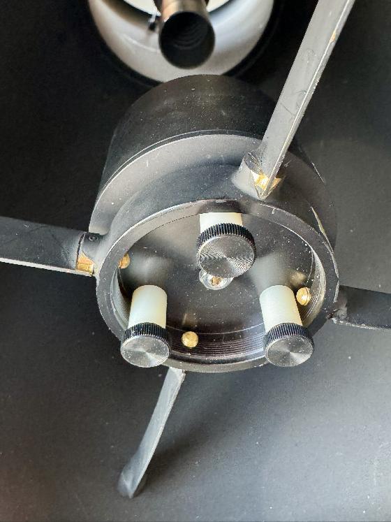 TAKAHASHI MEWLON 210 + Motorisation PRIMALUCE