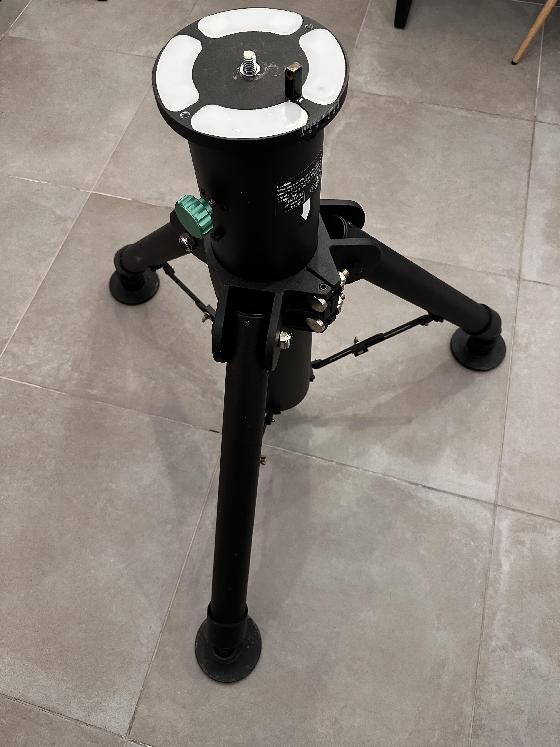 vend trépied EQ8 
