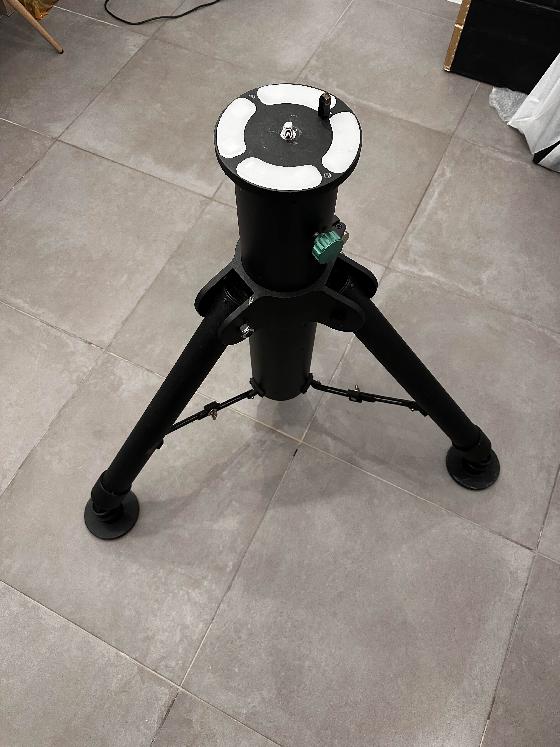 vend trépied EQ8 