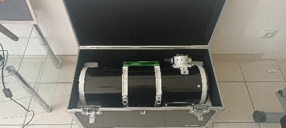 Newton Skywatcher 200/800 Quattro 