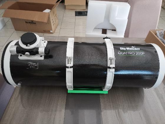 Téléscope newton skywatcher 200/800
