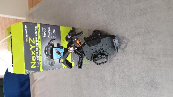 Adaptateur Smartphone NeXYZ - Celestron