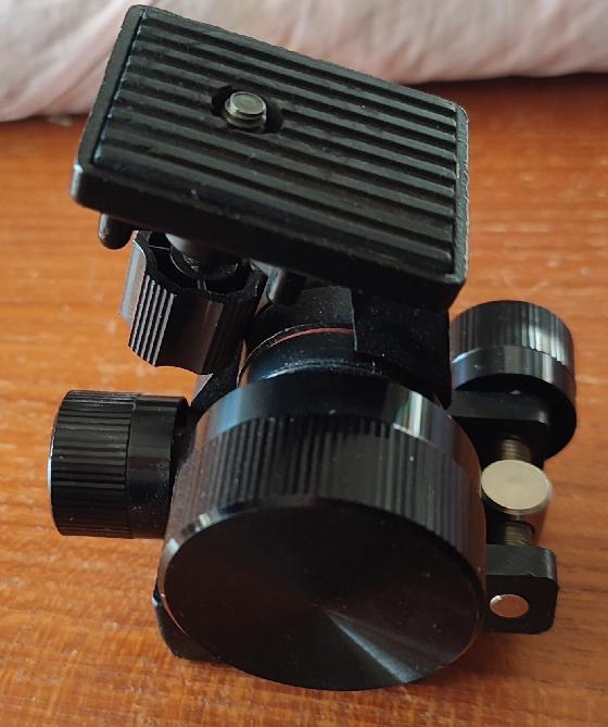 Tête panoramique pour trépied