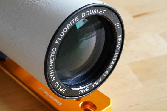 Lunette William Optics Zenithstar Z61II + Field Flattener Flat61A