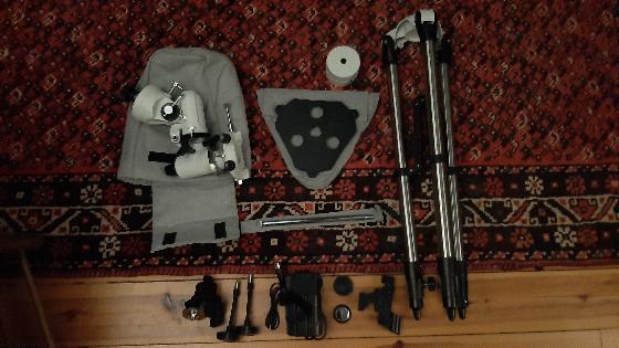 Lunette avec pied et oculaires