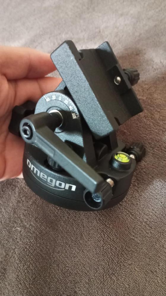 Omegon LX3 + table équatoriale