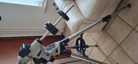 Monture equatorial Ioptron IEQ30 PRO