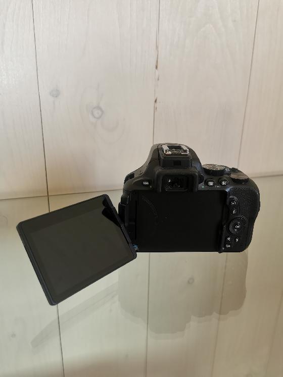 Nikon D5600 (défiltré pour astrophotographie)