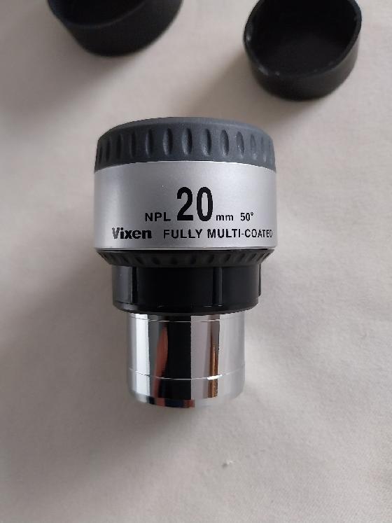 Oculaires 20mm Vixen et 10mm Celestron 