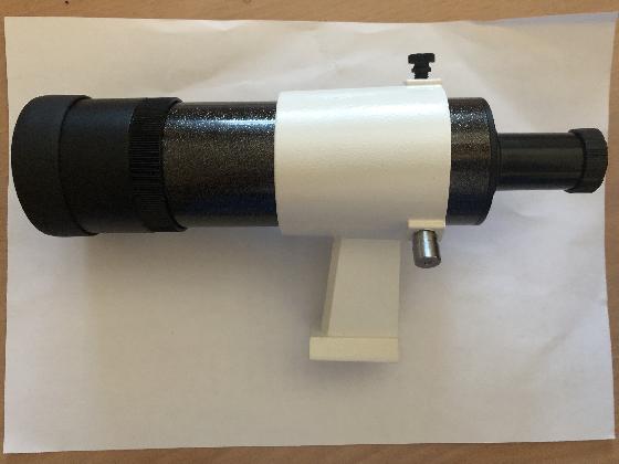 Chercheur 9x50 Sky-Watcher avec support