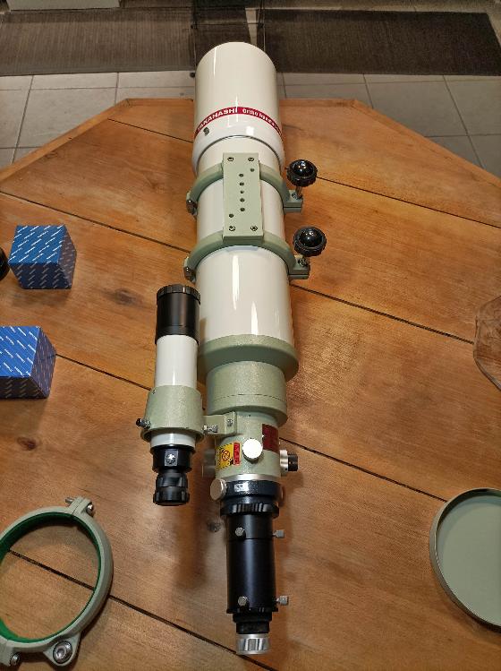 TOA 130 Takahashi complète avec accessoires