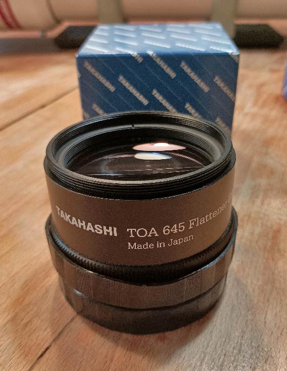 TOA 130 Takahashi complète avec accessoires