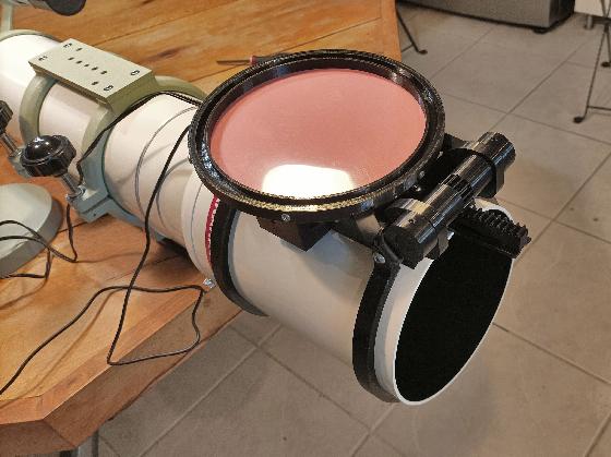 TOA 130 Takahashi complète avec accessoires