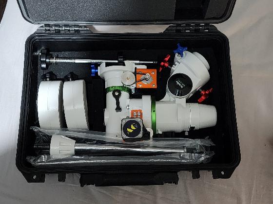 EQM35 Pro (kit AstroGadget/EQStar) + trépied + alimentation secteur