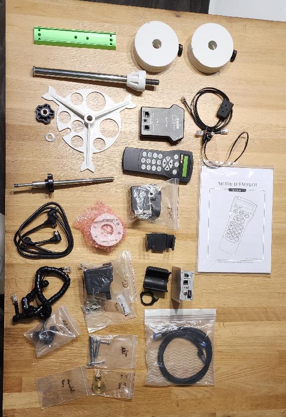 EQM35 Pro (kit AstroGadget/EQStar) + trépied + alimentation secteur