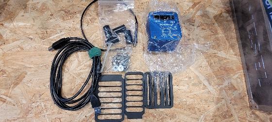 focuscube V2 universel pegasusastro + Télécommande