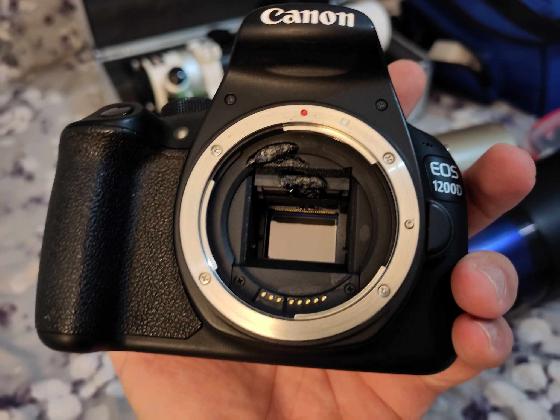 EOS 1200D
