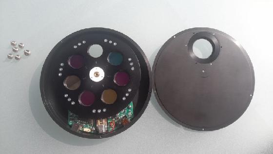 Roue à filtres Starlight Express avec filtres Baader