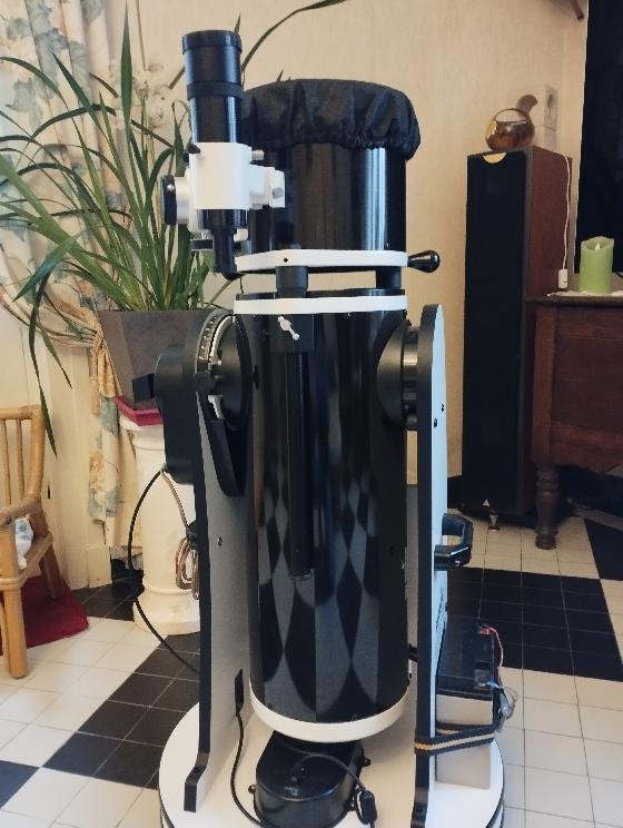 Vend Dobson Sky-watcher 200/1200 motorisé