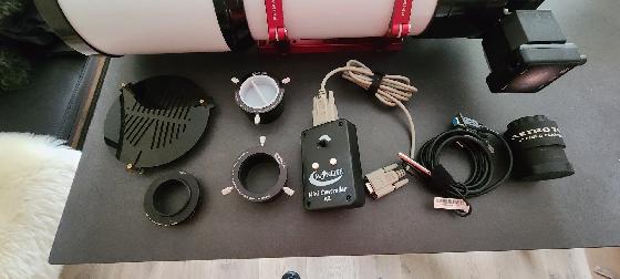 ASTROTECH 106/690 avec PO MOONLITE CFL 2.5