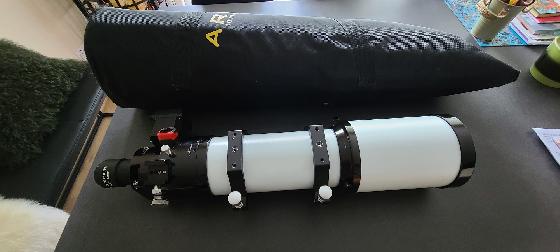 lunette Apochromatique Astrotech 106/699 F/D 6,5 avec PO CFL2,5