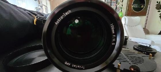 lunette Apochromatique Astrotech 106/699 F/D 6,5 avec PO CFL2,5