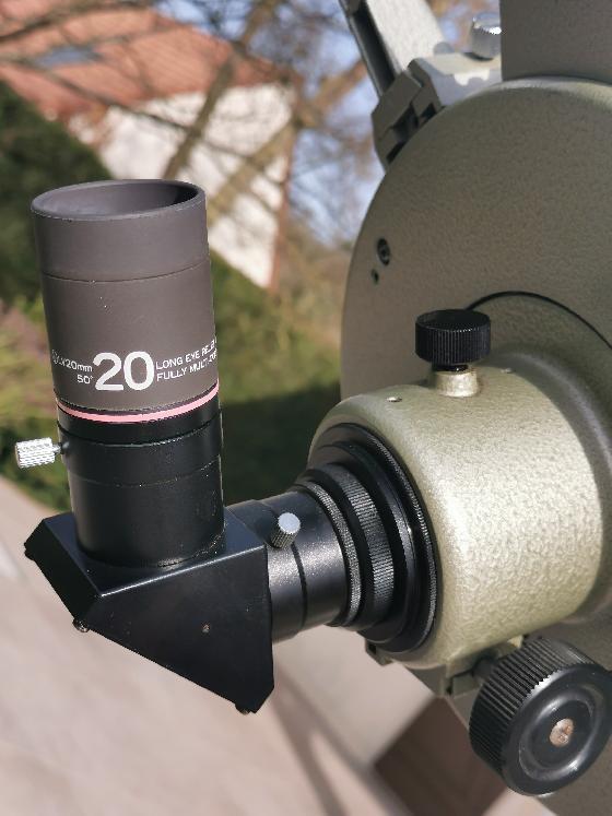Détail porte oculaire + renvoi coudé + oculaire de 20mm