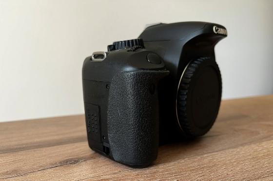 Canon 550D partiellement défiltré (LPF-1)