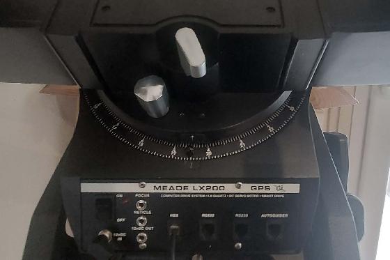 Monture équatoriale et altazimutale MEADE LX200 GPS 12''