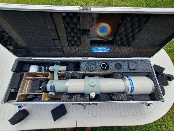 Lunette Takahashi FC100DC équipée avec accessoires