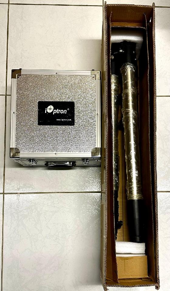 Monture iOptron CEM25 StarFi + accessoires