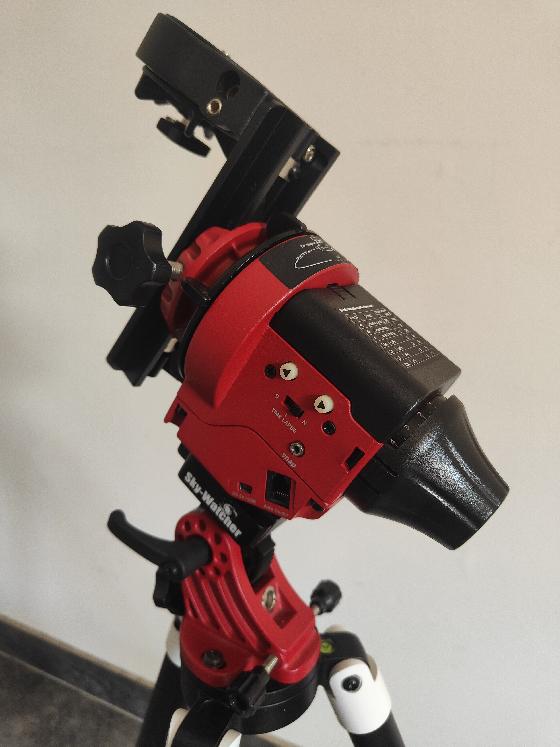 Monture Skywatcher Star Adventurer v1 