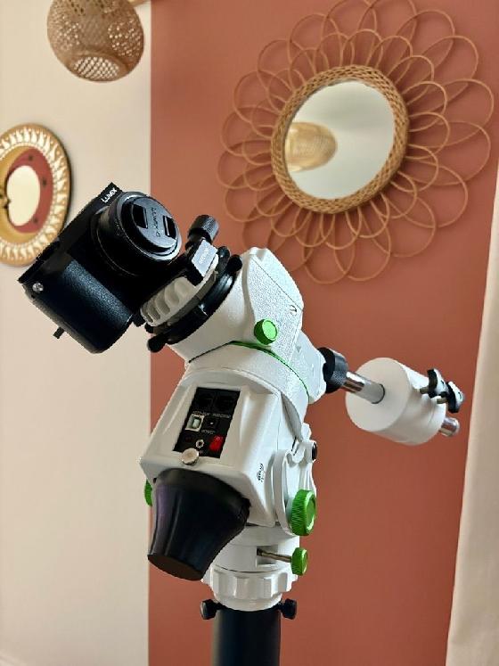 Skywatcher Star Adventurer GTi (Monture + Trépied + Réhausse)